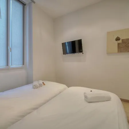 Moderne 3 Pieces Idealement Situe Centre De L! A2b22 Апартаменты *
