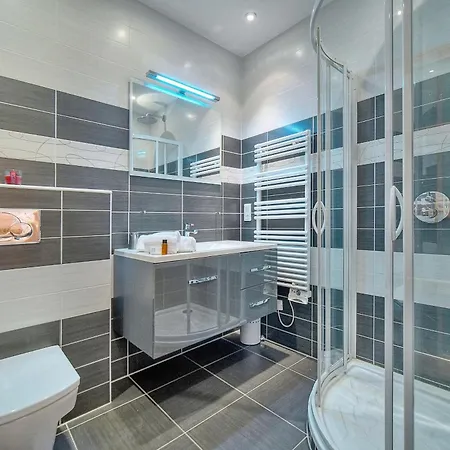 Апартаменты Moderne 3 Pieces Idealement Situe Centre De L! A2b22 *