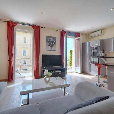 Moderne 3 Pieces Idealement Situe Centre De L! A2b22 Апартаменты